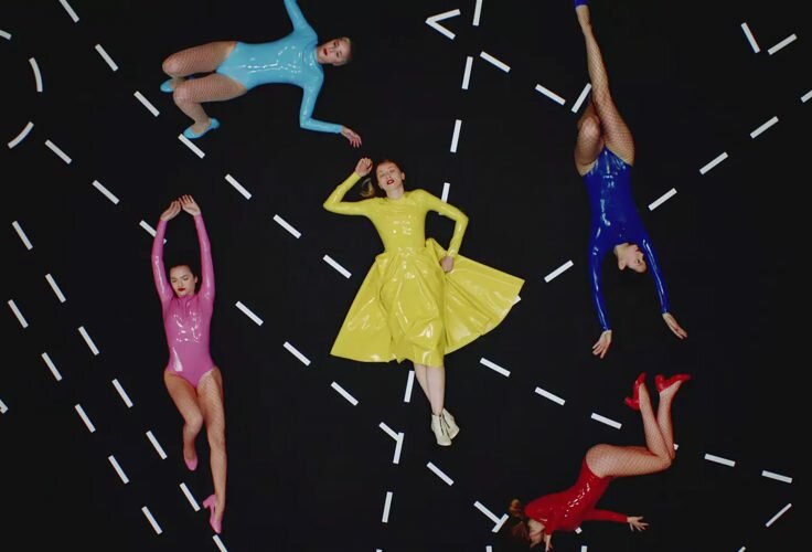 Spinning over you – REYKO – O Productora Audiovisual